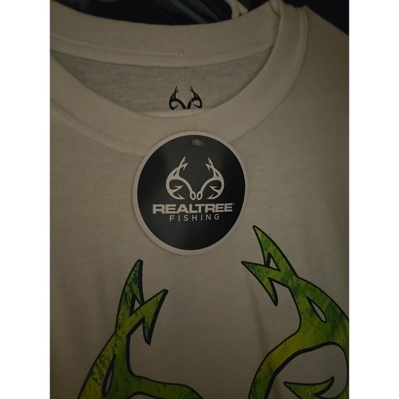 Realtree Fishing White Long Sleeve Logo T-Shirt Men's Size 2XL NWT - Picture 3 of 3